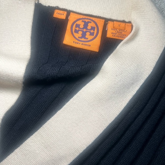 Tory Burch Wool Cardigan Sweater – Size Small – Black & Cream – Logo Buttons - Picture 4 of 12